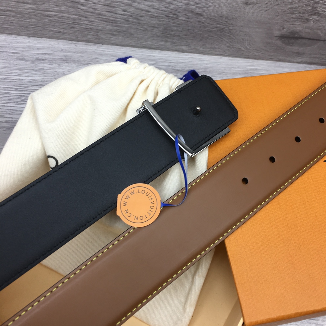 Louis Vuitton Men's New Season Reversible Belt