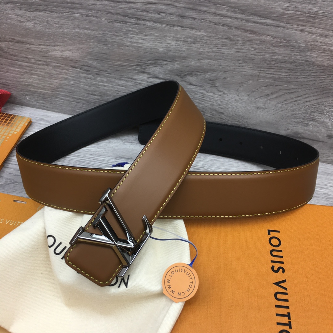 Louis Vuitton Men's New Season Reversible Belt