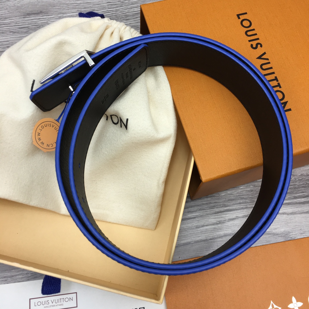  Louis Vuitton LV Reversible 40mm Canvas and Calfskin Belt