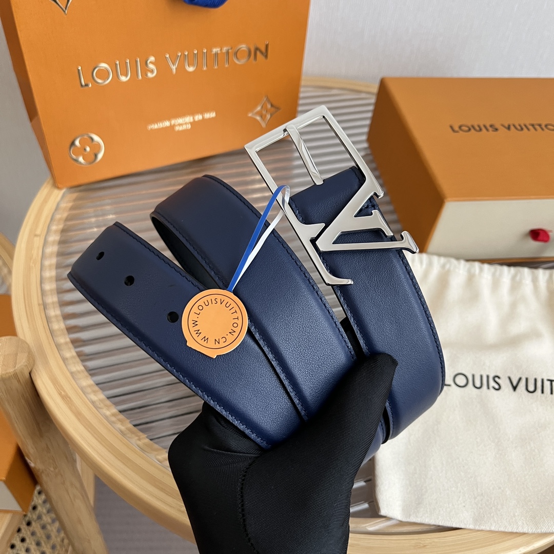 Louis Vuitton LV Men's Reversible Calfskin Leather Belt