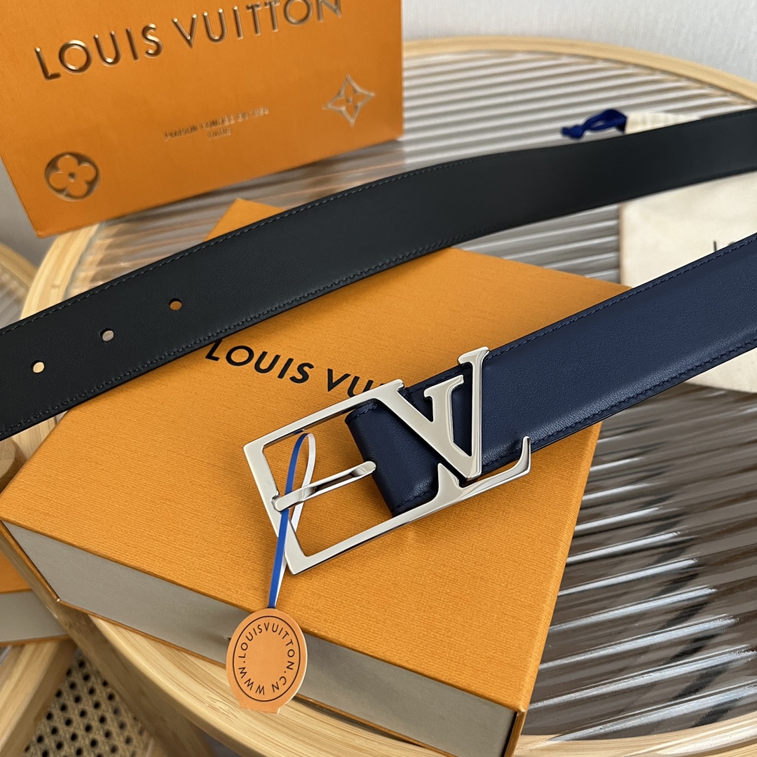 Louis Vuitton LV Men's Reversible Calfskin Leather Belt
