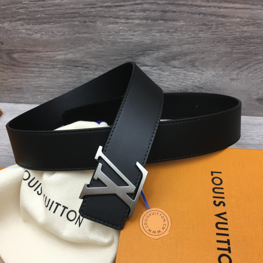  Louis Vuitton LV Men's Original Leather Belt