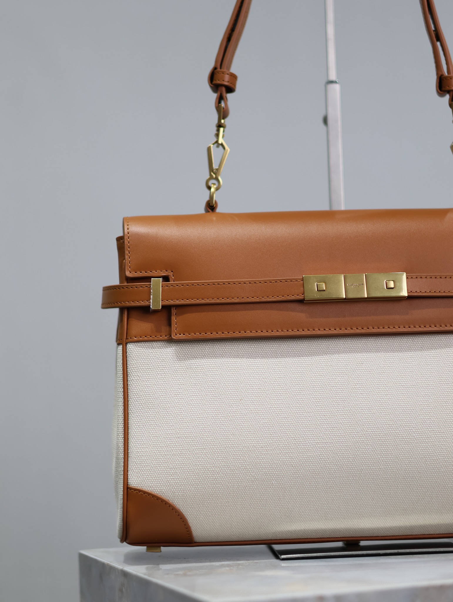 Saint Laurent Manhattan Flap Bag