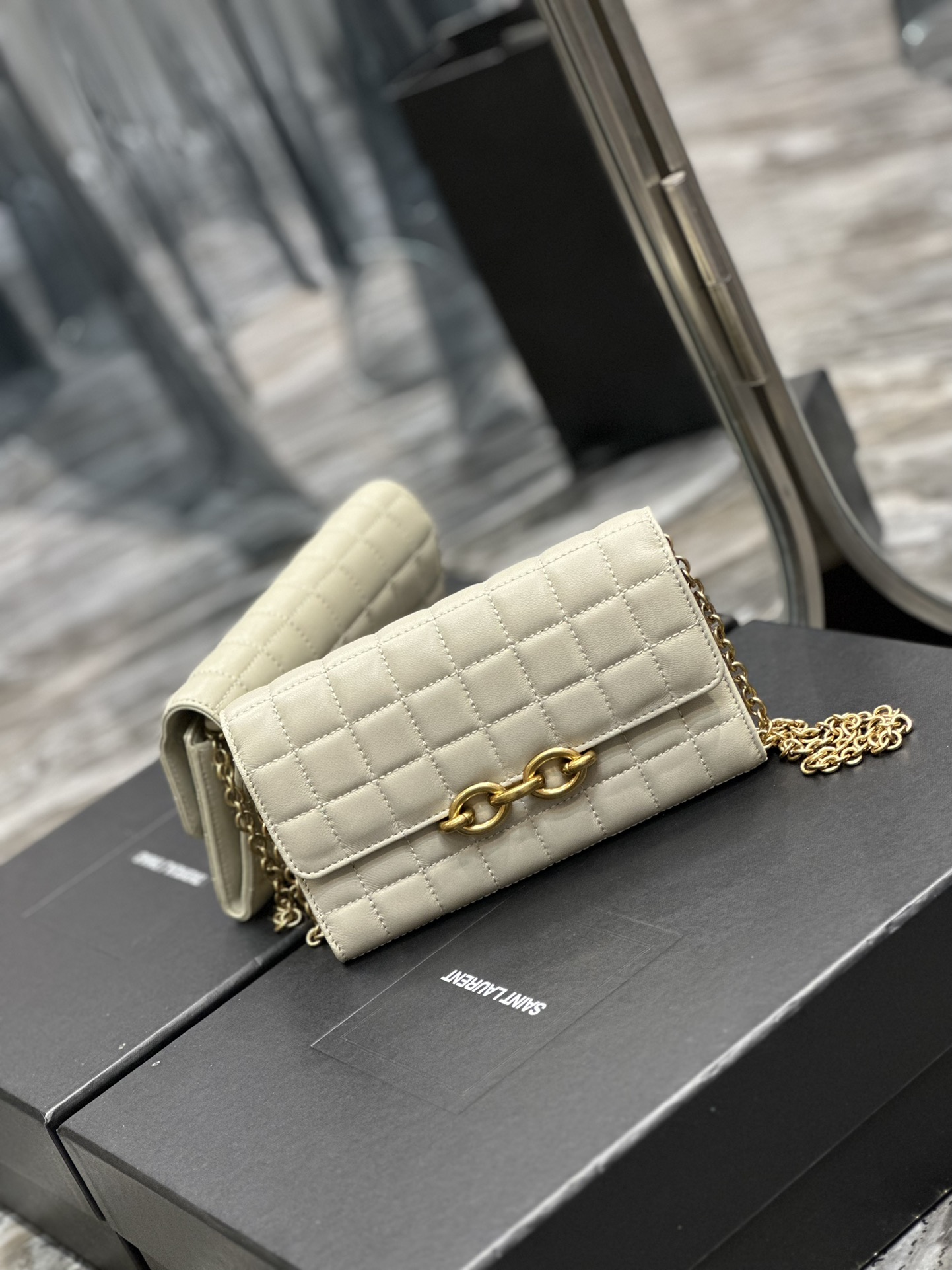 Saint Laurent YSL Le Maillon Quilted Lambskin Chain Bag