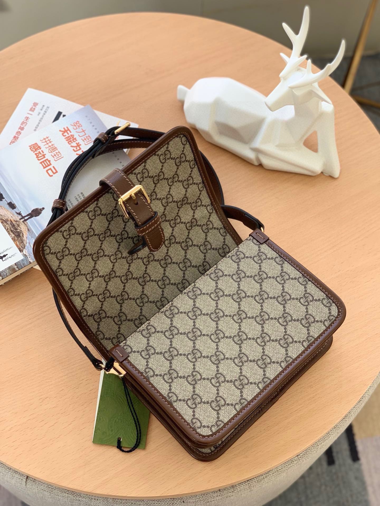 Gucci Retro Shoulder Bag 671620 (Brown)