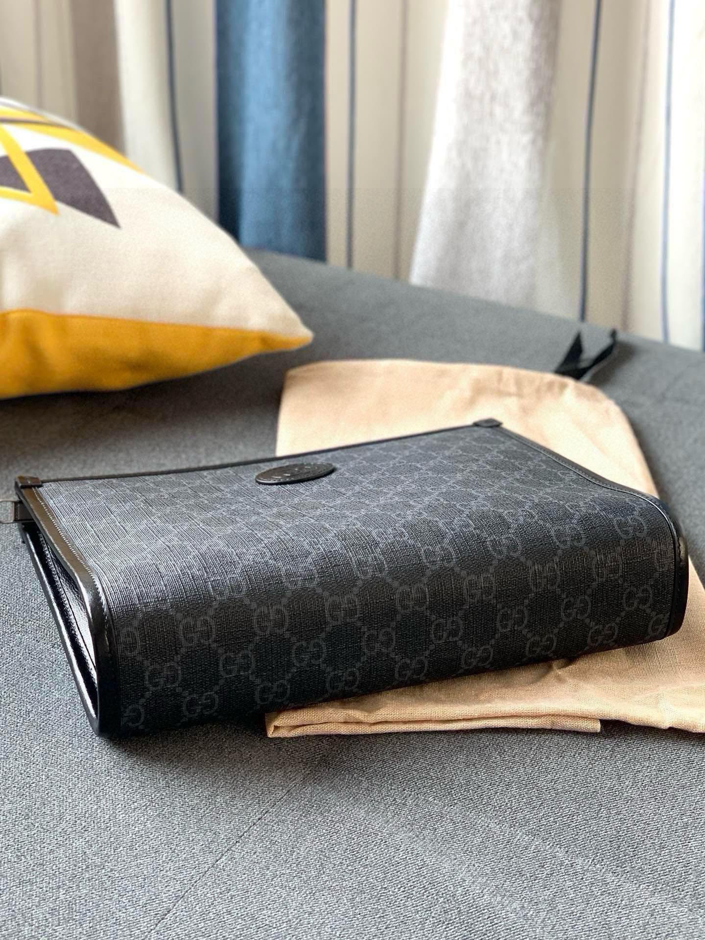 Gucci GG Double G Clutch 672956 Black