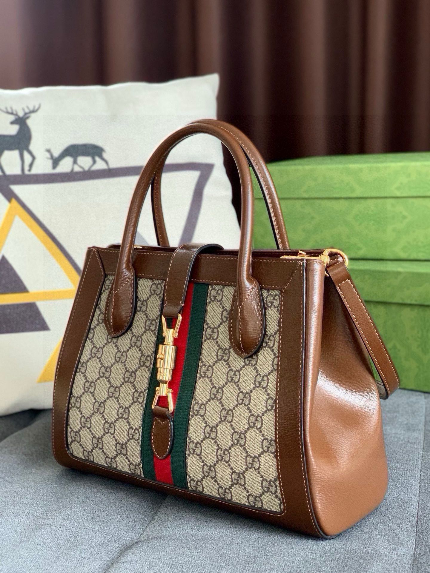 Gucci Jackie 1961 Tote Bag 649016 with Zipper Closure