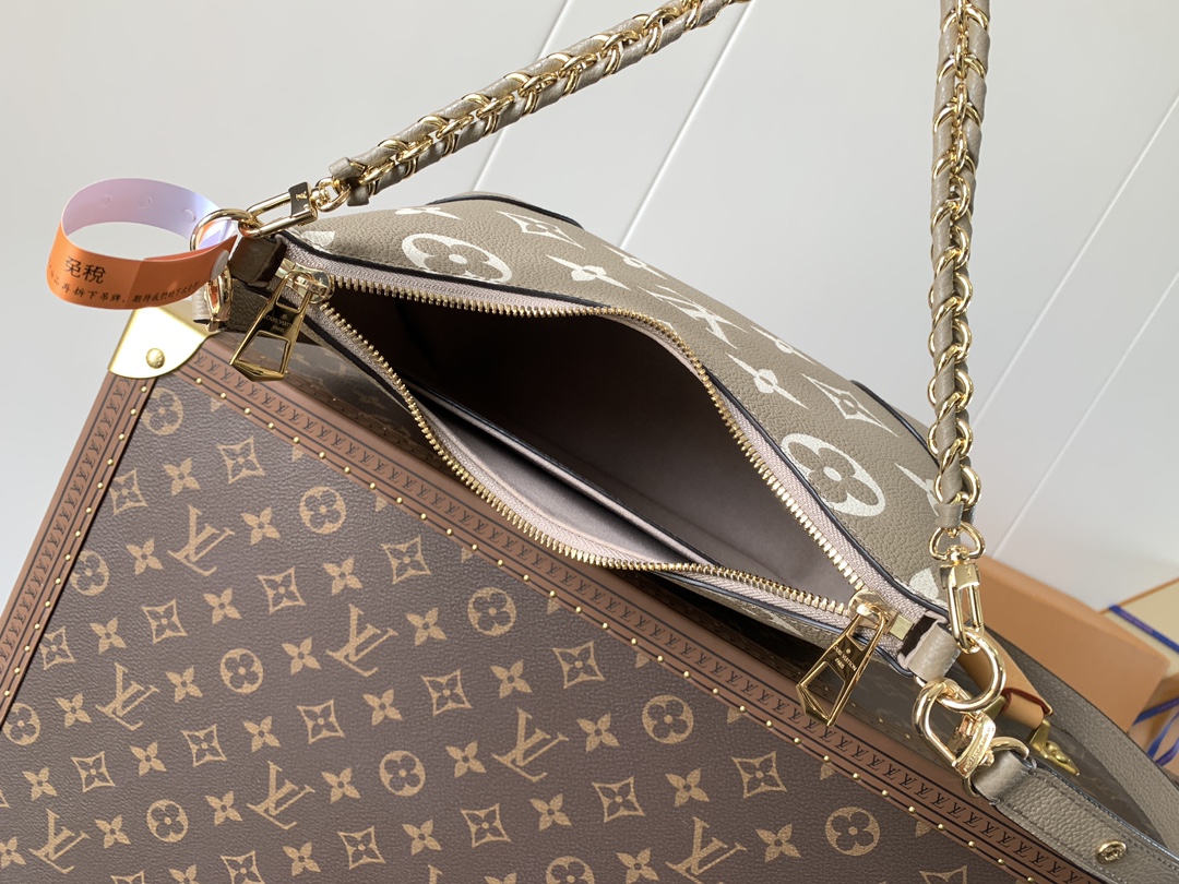 M12930 Boulogne Handbag by Louis Vuitton LV in Black