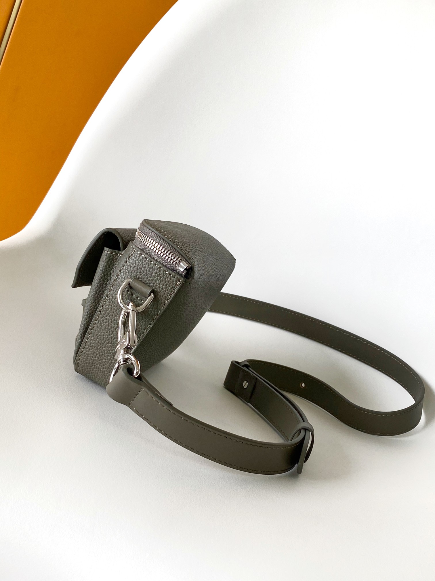 M83560 Pilot Mini Bag by Louis Vuitton LV in Grainy Leather
