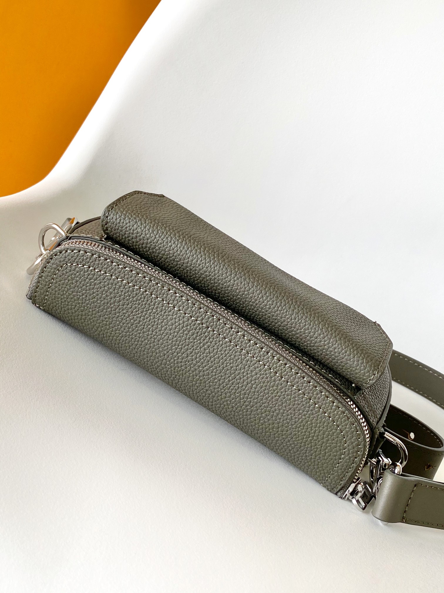 M83560 Pilot Mini Bag by Louis Vuitton LV in Grainy Leather