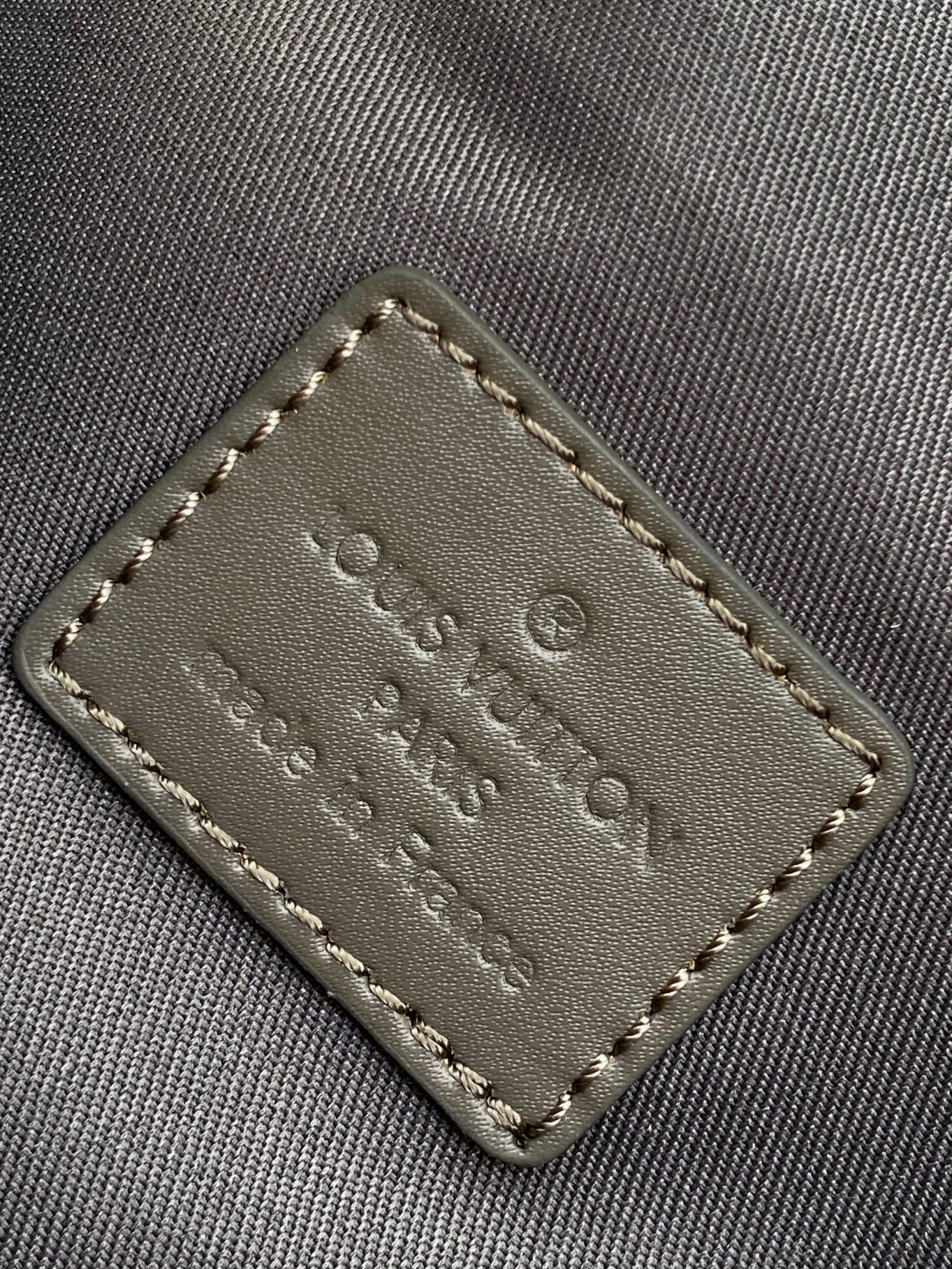 M83560 Pilot Mini Bag by Louis Vuitton LV in Grainy Leather