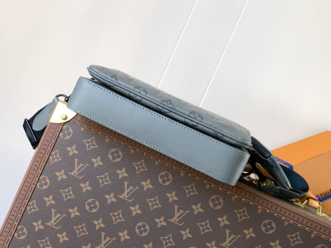 M46603 Trio Messenger Bag in Gray by Louis Vuitton LV