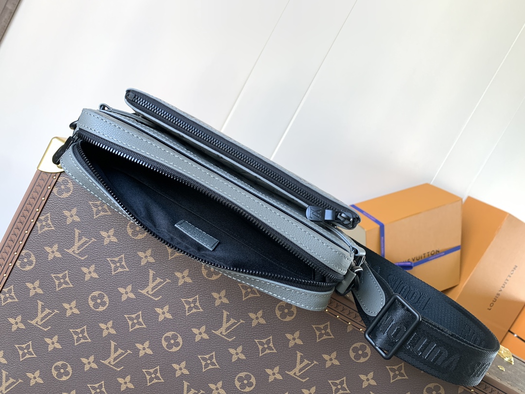 M46603 Trio Messenger Bag in Gray by Louis Vuitton LV