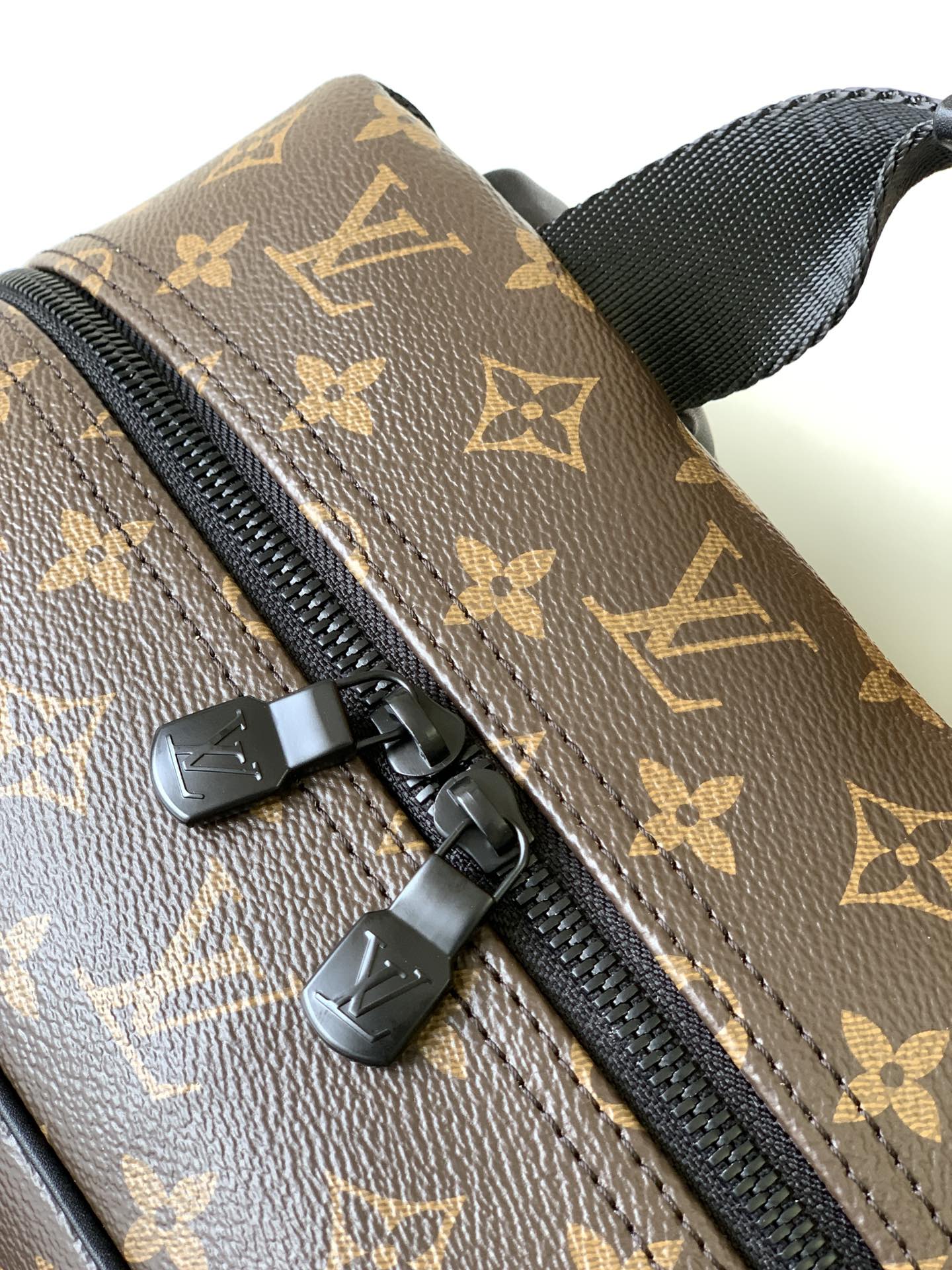Louis Vuitton LV M45335 Damier Black Backpack