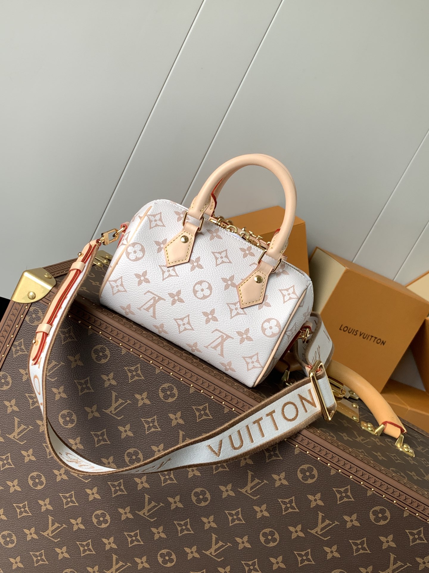 Louis Vuitton LV Speedy 18 Bag M24474 Limited Edition White Floral