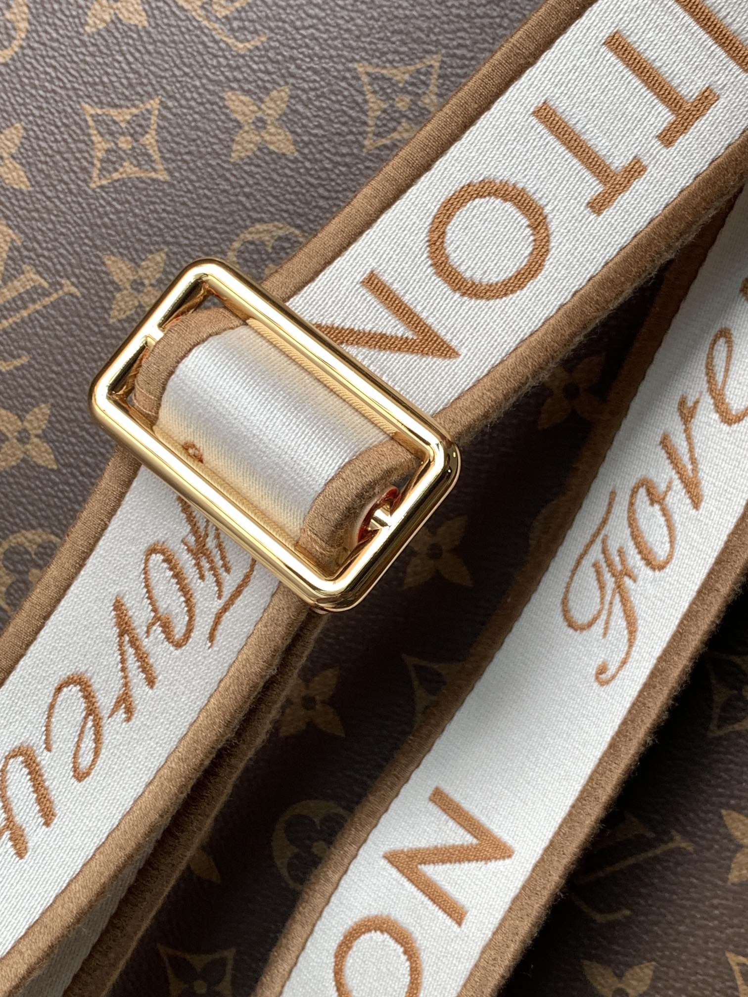 Louis Vuitton LV Speedy 18 Bag M24474 Limited Edition White Floral