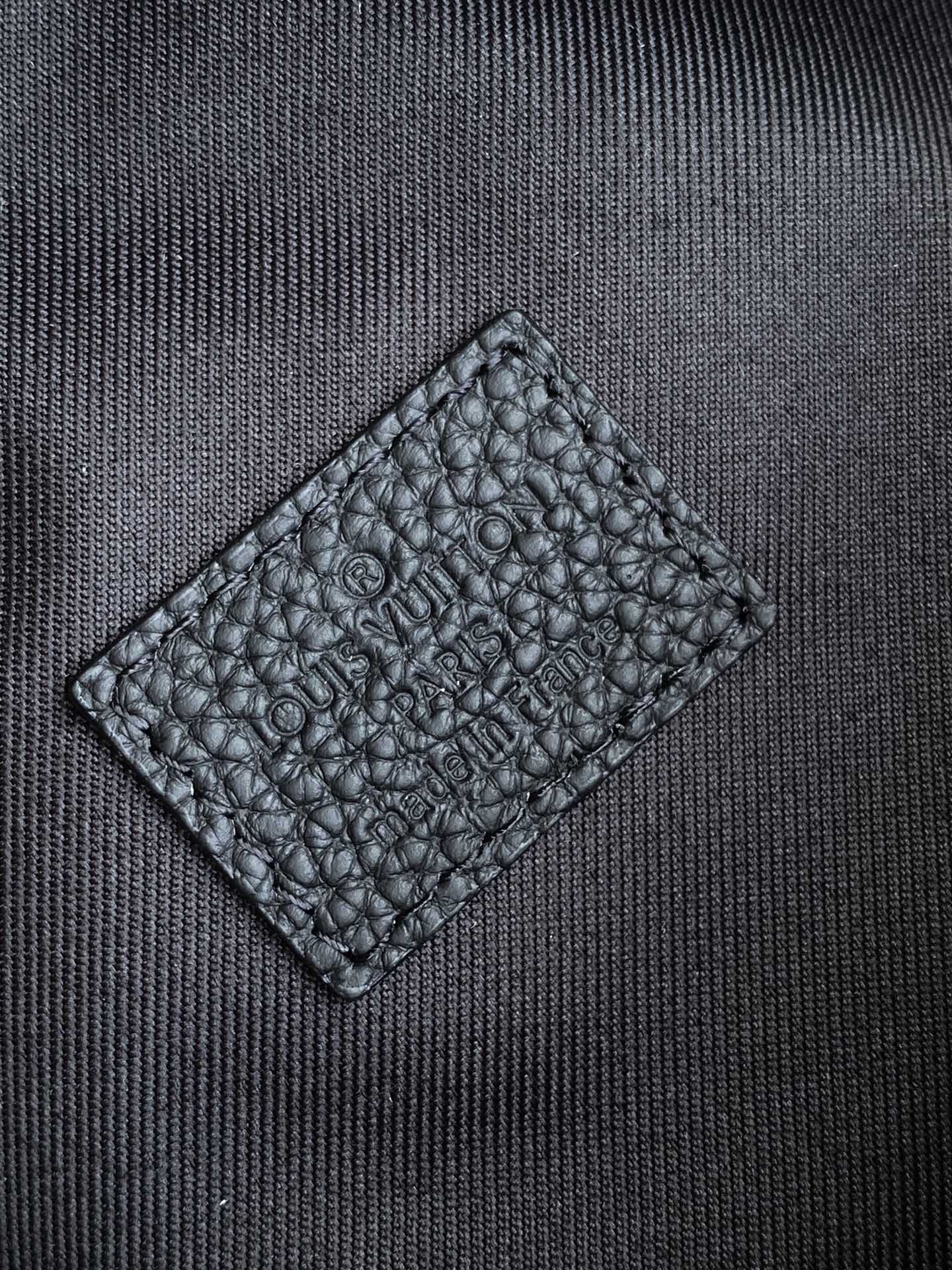 Louis Vuitton LV Rush Waist Bag - Black