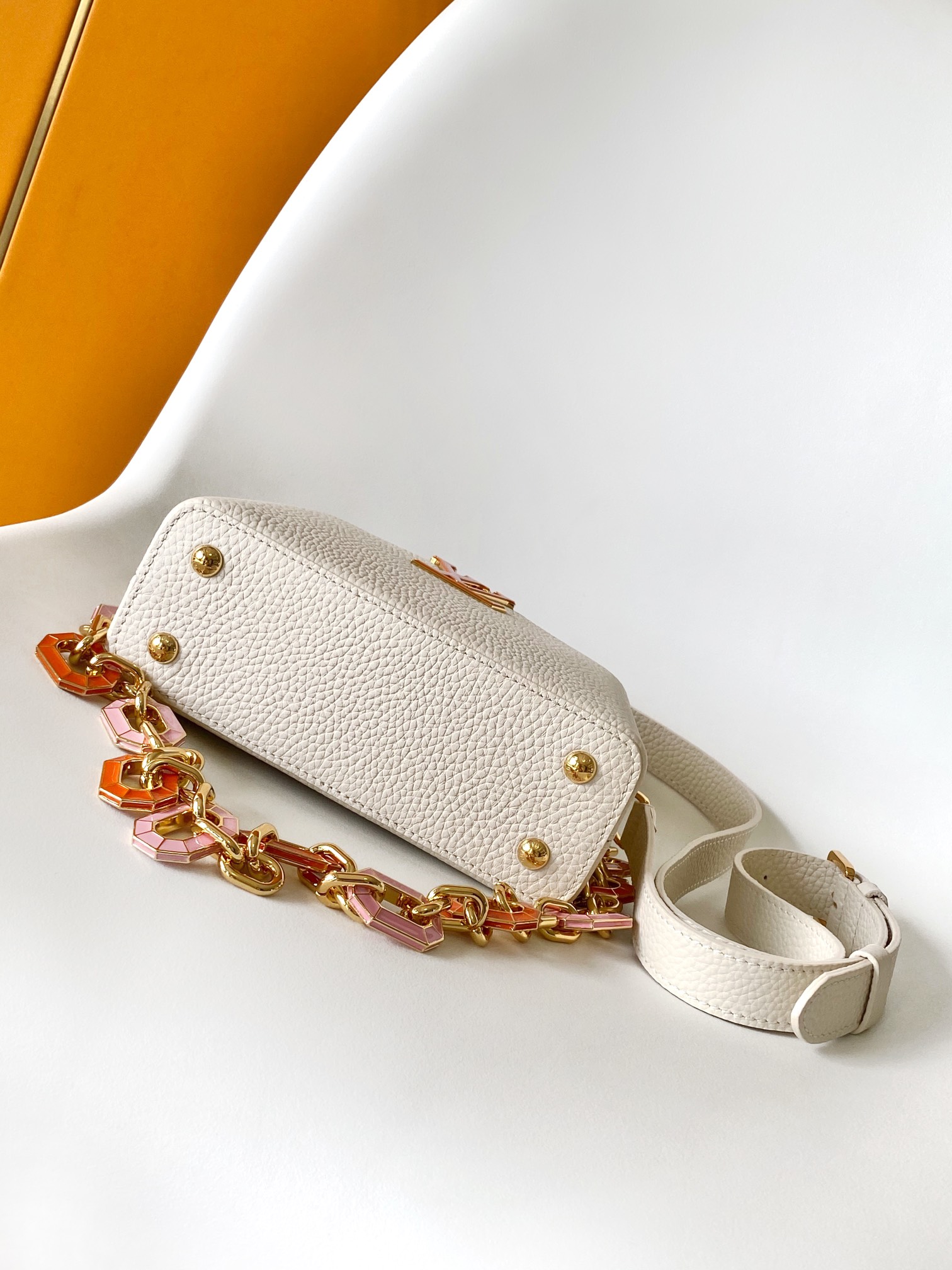 Louis Vuitton LV Capucines BB Handbag - M24684