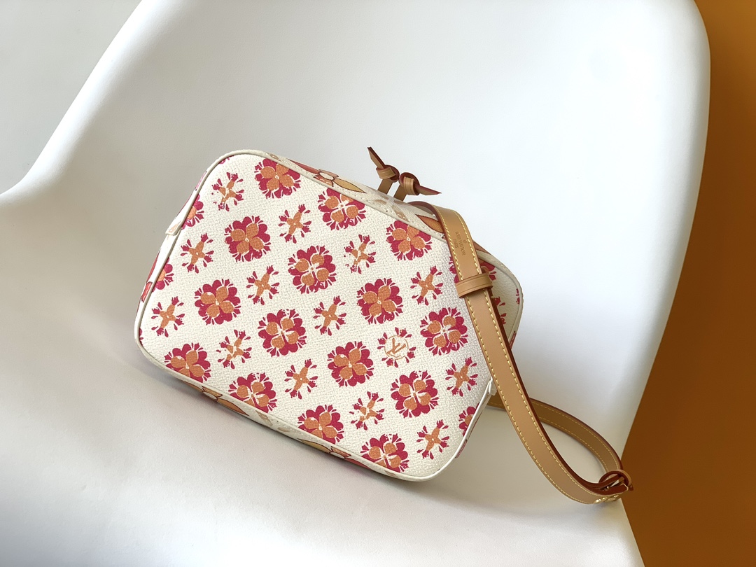 Louis Vuitton LV N??ono?? BB Handbag - Monogram Tiles Canvas - M25315